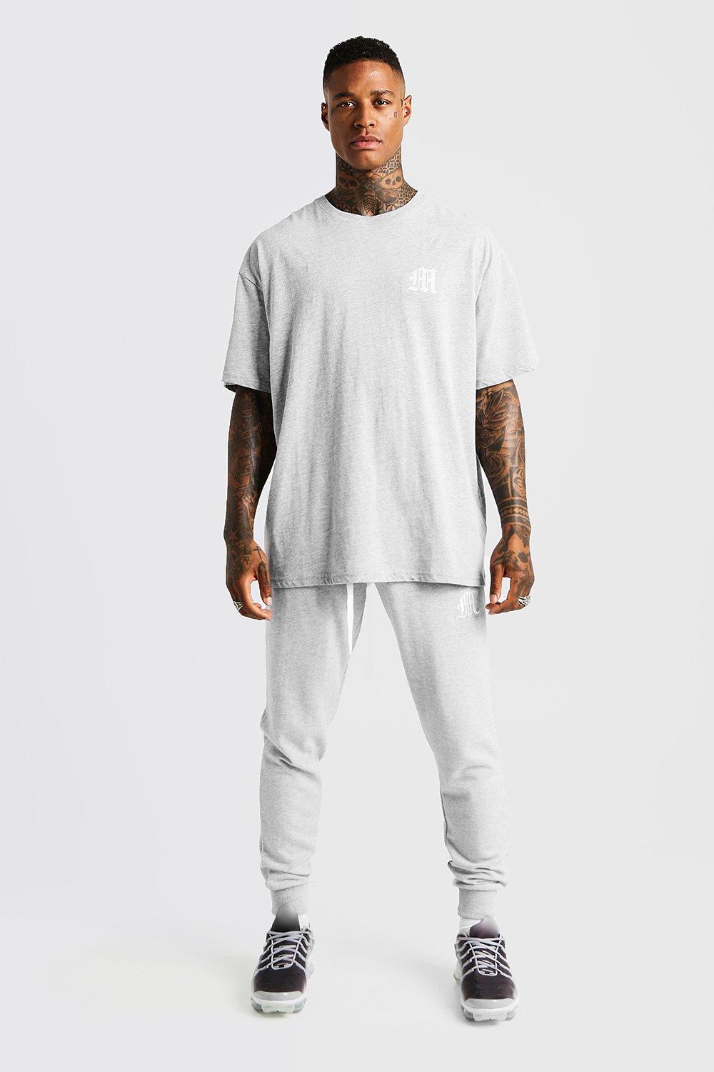 drop shoulder t shirt