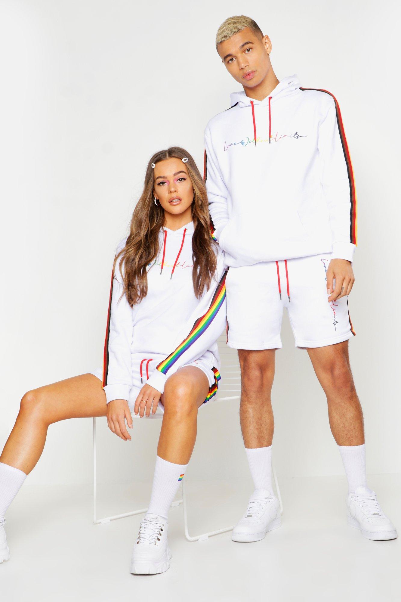 

Свободный спортивный костюм с шортами с радужной лентой из коллекции Pride, White