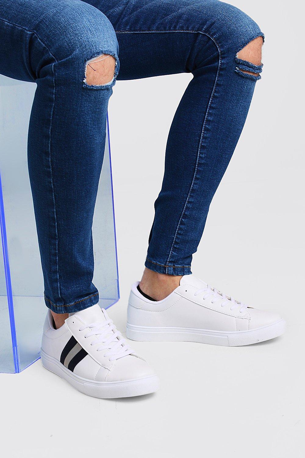 Sneaker mit seitlichen Streifen | Boohoo Sneaker mit seitlichen Streifen | Boohoo