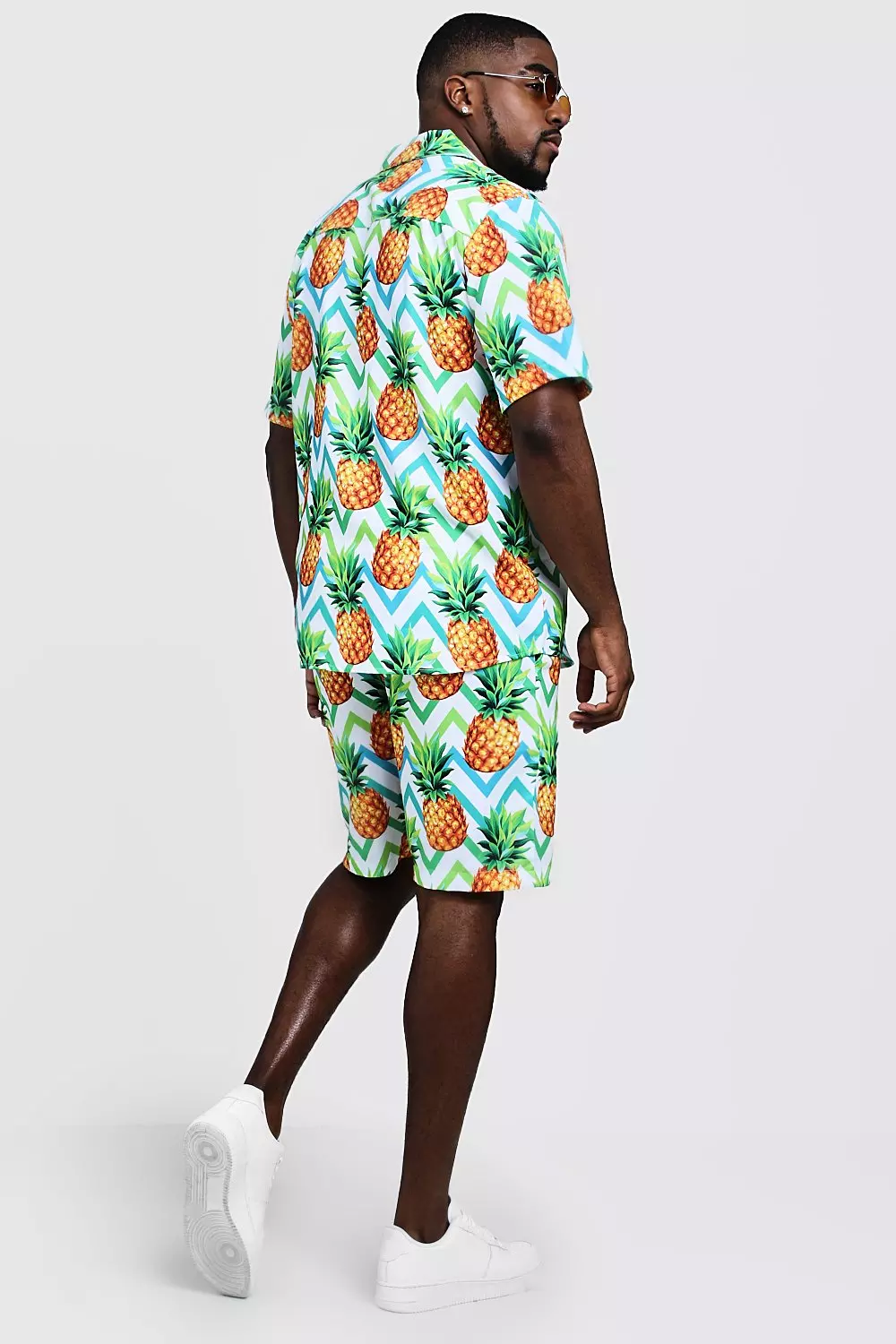 Pineapple shirt plus on sale size