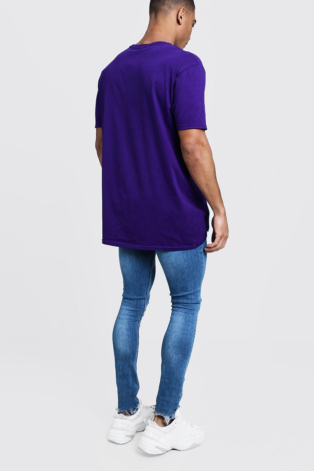 

Футболка оверсайз с вышивкой MAN, Purple
