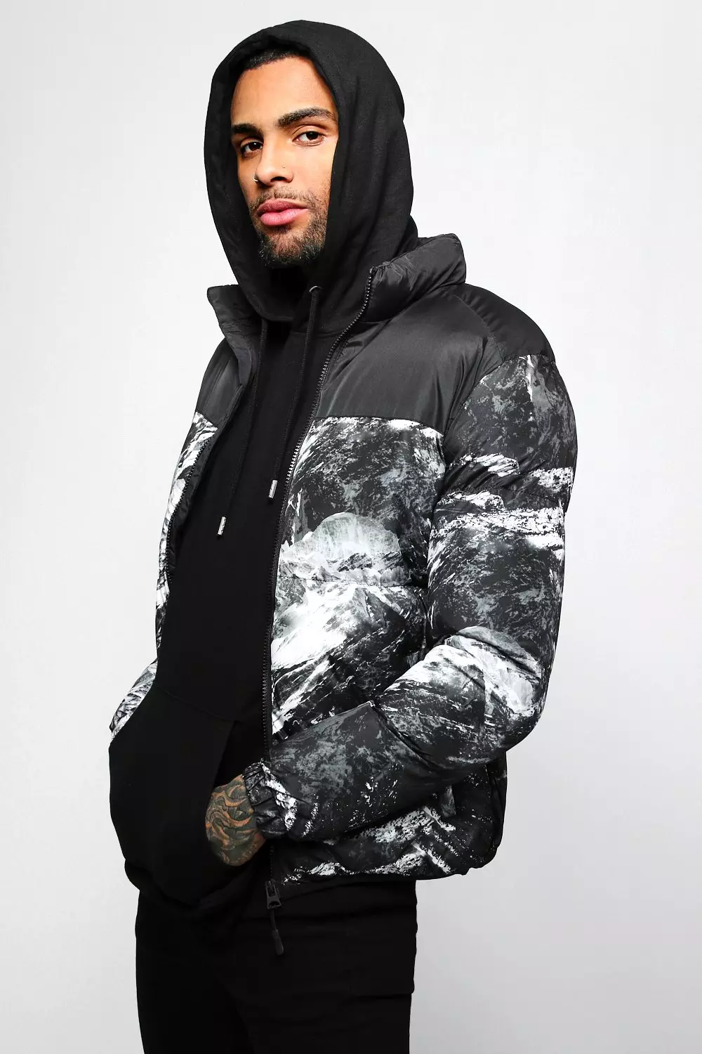 Printed store puffer coat