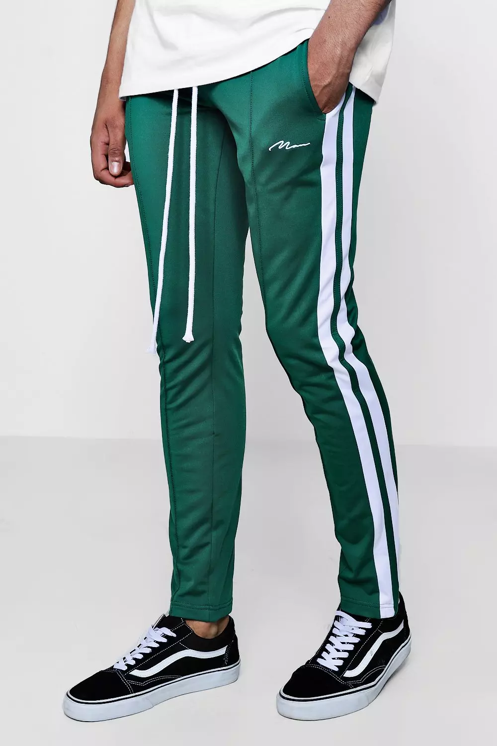 Skinny joggers with store side stripe