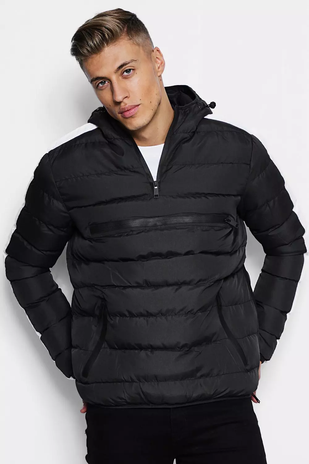 Overhead sales puffer jacket