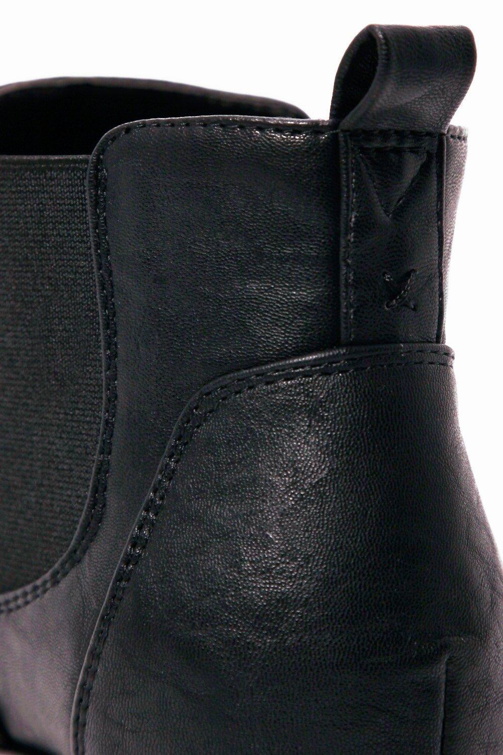 pu chelsea boots