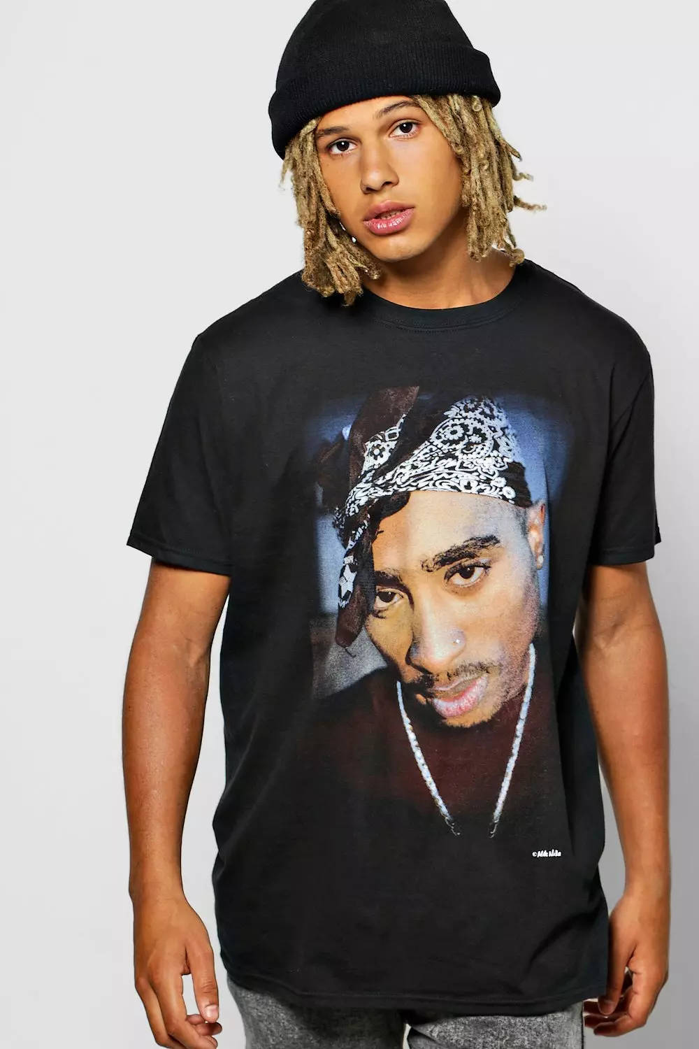 Aubergine godtgørelse overtro Tupac License T Shirt | boohooMAN USA