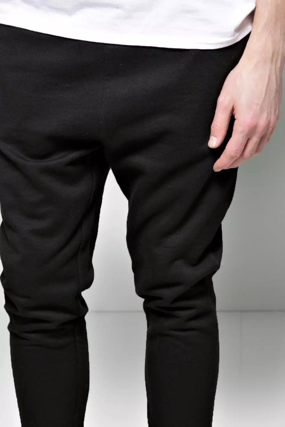 Lightweight Drop Crotch Joggers boohooMAN