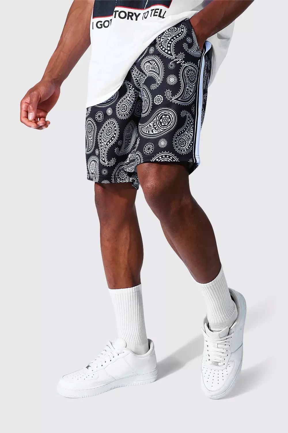 Loose Pintuck Paisley Tricot Short With Tape | boohooMAN USA