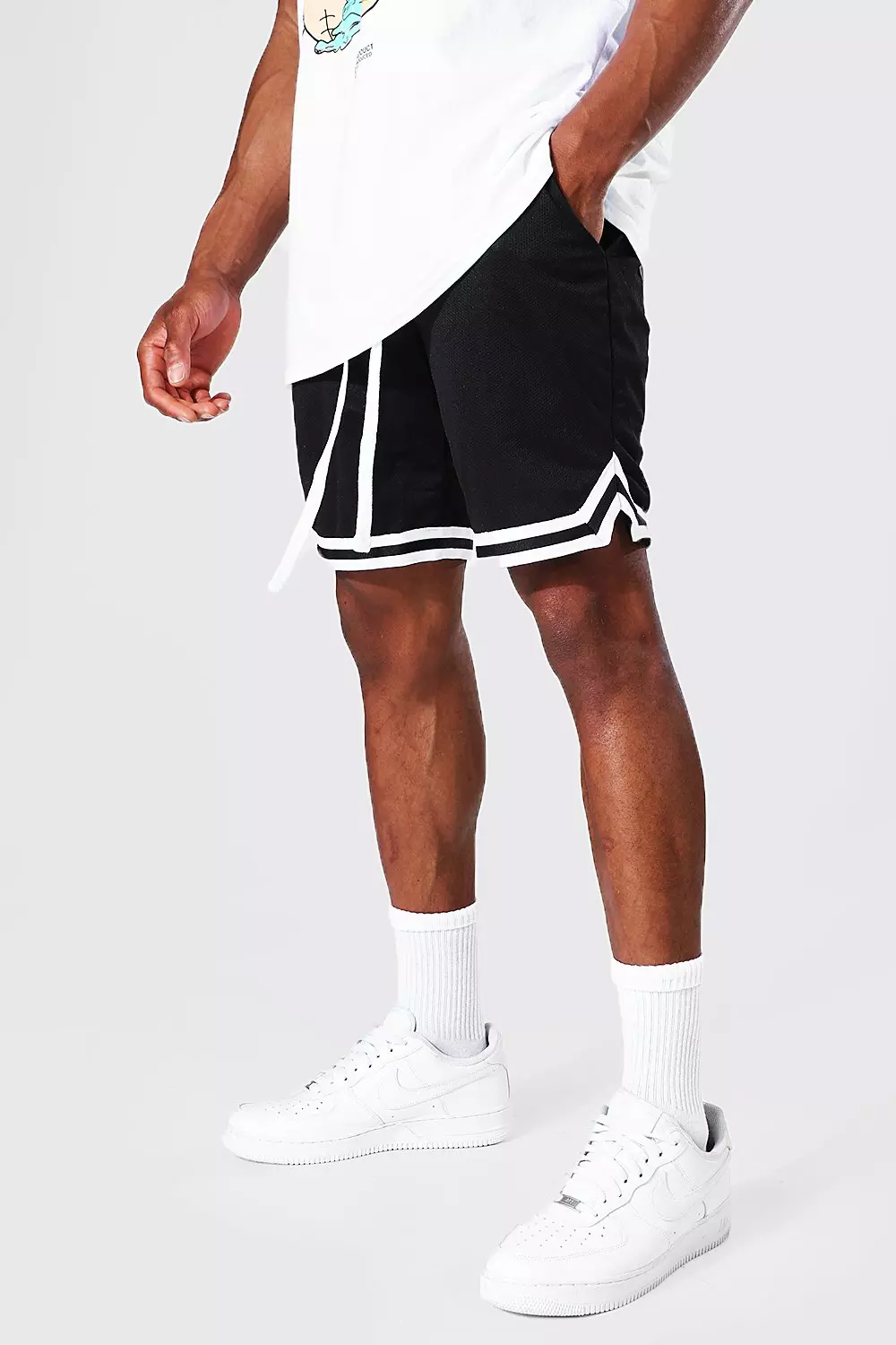 Short Length Mesh Basketball Shorts With Tape