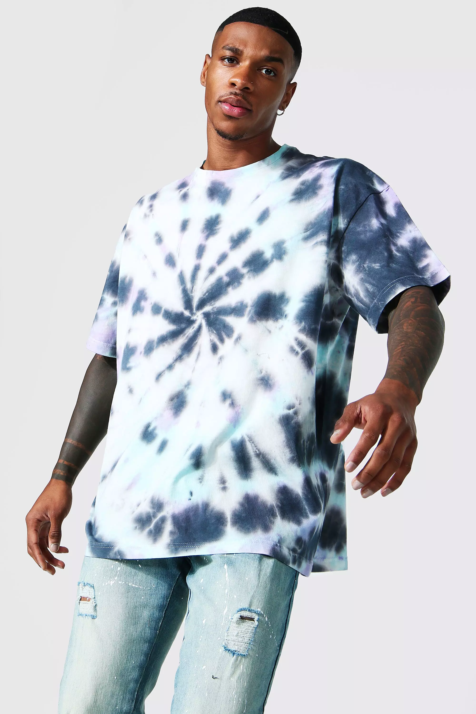 Oversized tie-dye t-shirt