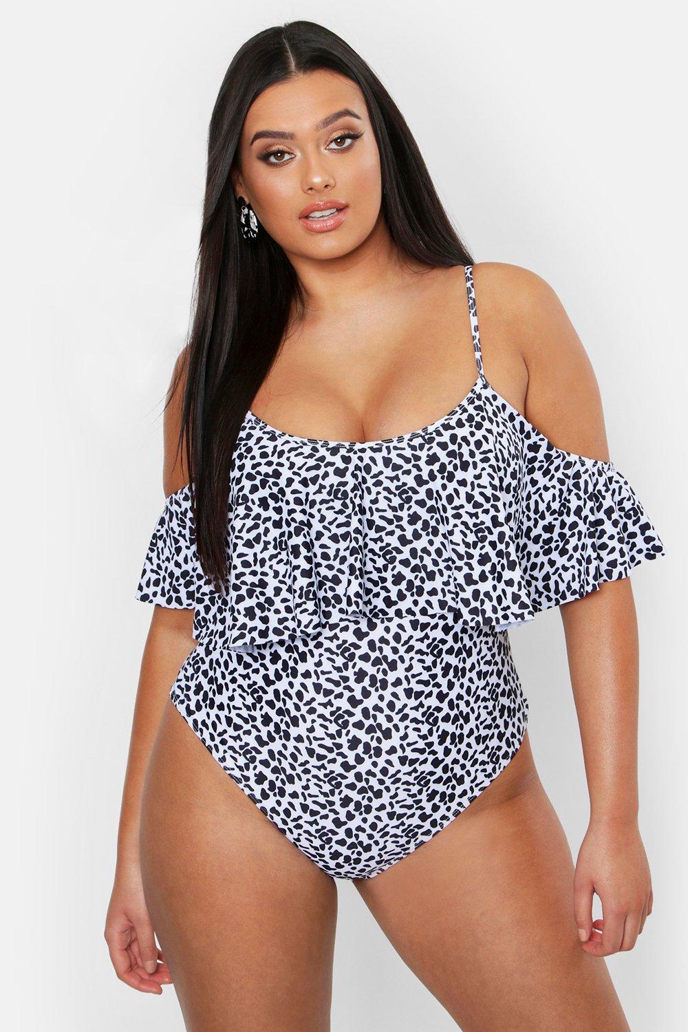 boohoo plus swimwear