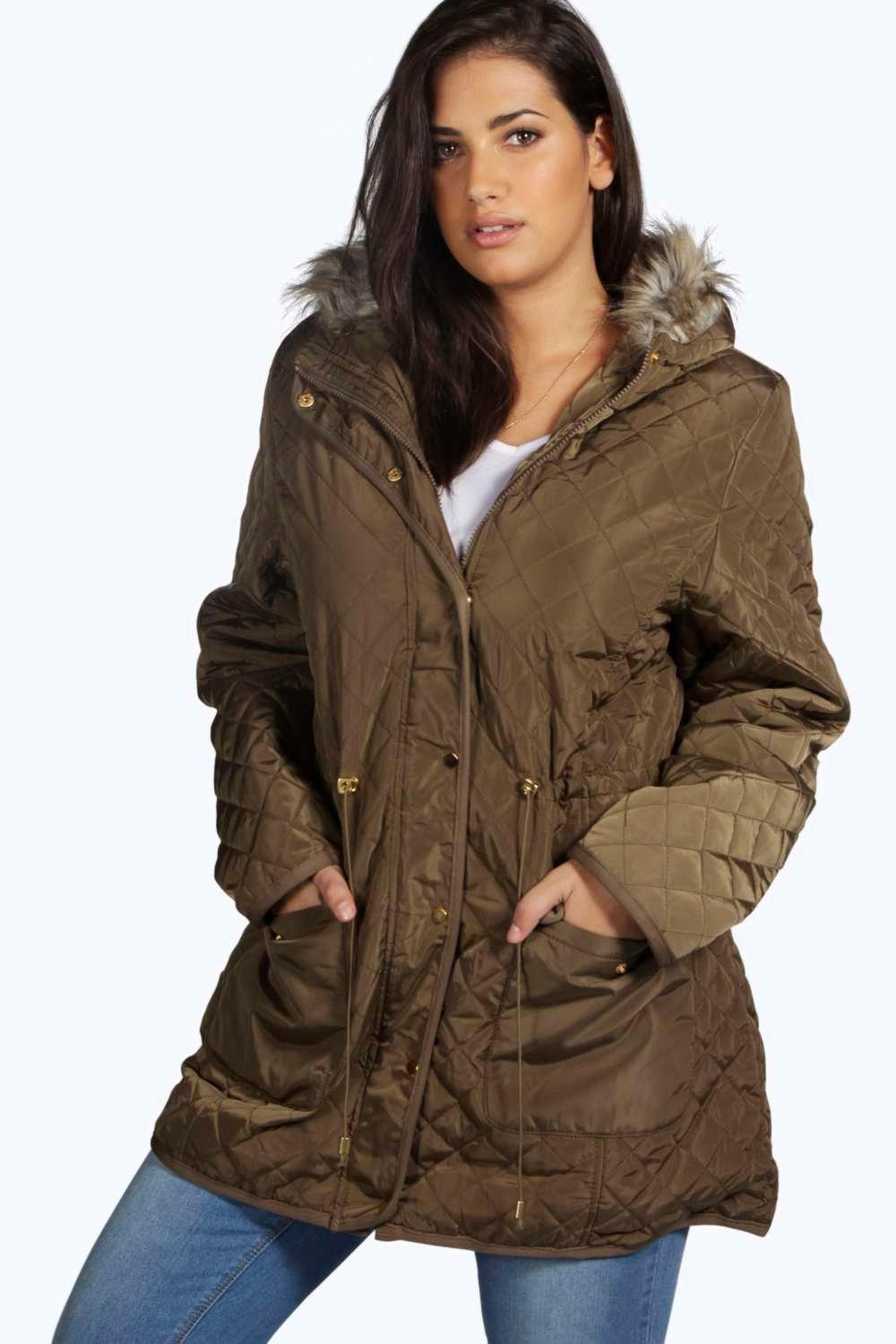 Boohoo Womens Plus Cynthia Diamond Quilt Jacket With Faux Fur Hood in ...