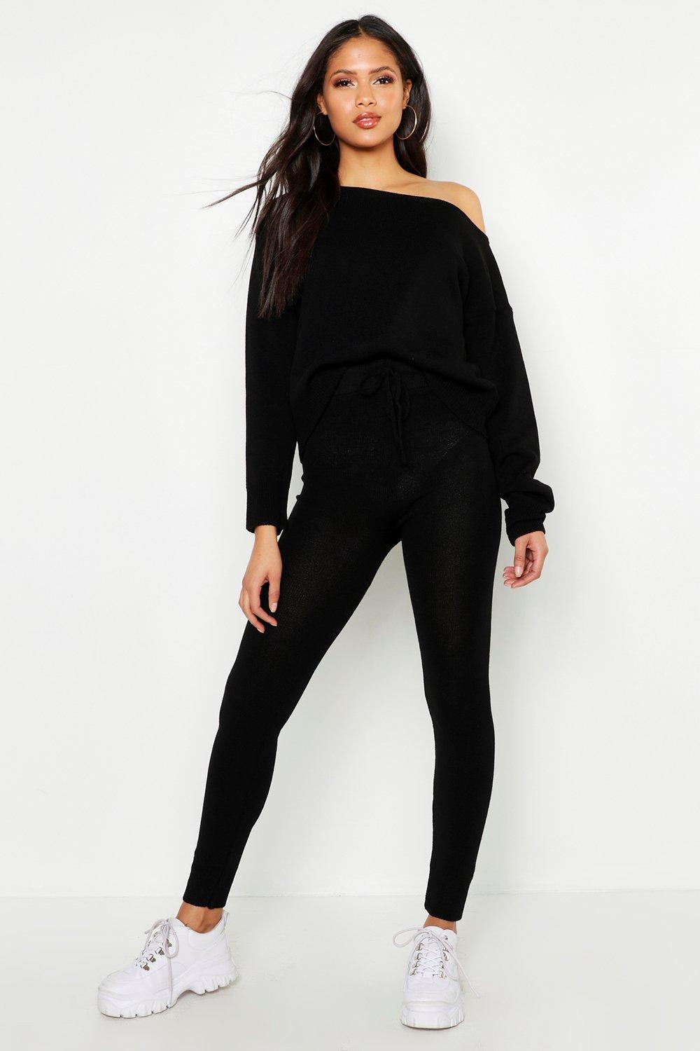 

Вязаный комплект для отдыха с косым вырезом из коллекции Tall, Black