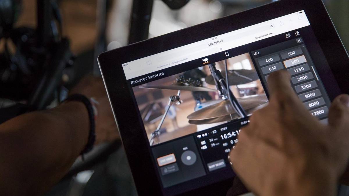 Wi-Fi Remote Control and Preview