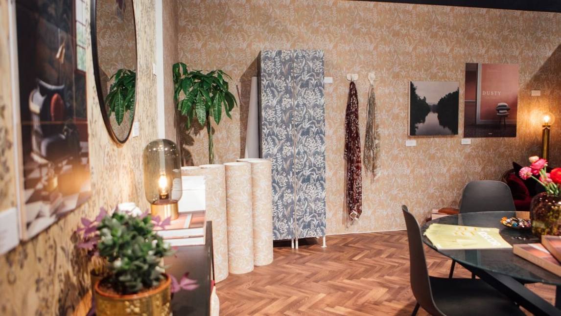 A room set displaying a wealth of digitally printed interior décor applications by Canon customer Dusty