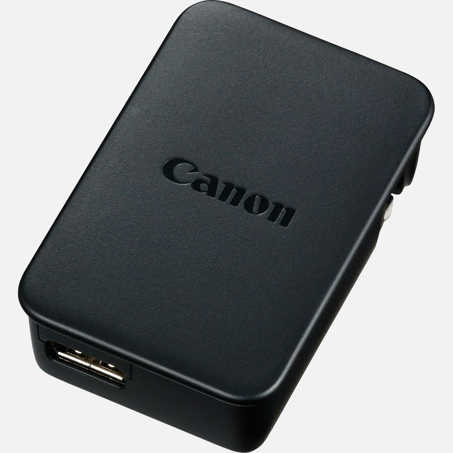 Eine alternative Option zum Aufladen des Akkus deiner kompatiblen PowerShot Kamera. Dieser Kompakt-Netzadapter wird an eine normale Steckdose angeschlossen und ermglicht das sofortige Aufladen deiner Kamera. Mit seiner kompakten Gre kannst du ihn immer mitnehmen, wenn du unterwegs bist. Alles, was du noch bentigst, ist das Canon USB- Kabel IFC-600PCU oder ein Standard Micro-USB-zu-USB Kabel.  Vorteile      Lade deine PowerShot Kamera ber jede normale Steckdose auf          Kompakt, leicht und transportfreundlich          Bitte beachte, dass du das Interface-Kabel IFC-600PCU-Kabel oder ein Standard-Micro-USB- zu-USB-Kabel bentigst, um deine Kamera anzuschlieen          Lieferumfang       CA-DC30E Kompakt-Netzadapter            Kompatibilitt       PowerShot N         PowerShot N2         PowerShot SX720 HS         PowerShot SX730 HS         PowerShot SX740 HS         PowerShot G9 X         PowerShot G9 X Mark II         PowerShot G7 X Mark II         PowerShot G5 X         PowerShot G1 X Mark III