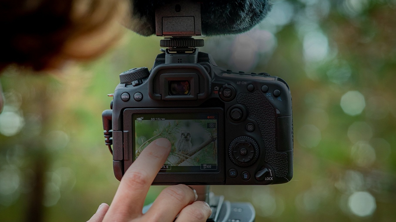 Canon EOS 90D Unleash Inner Film Director