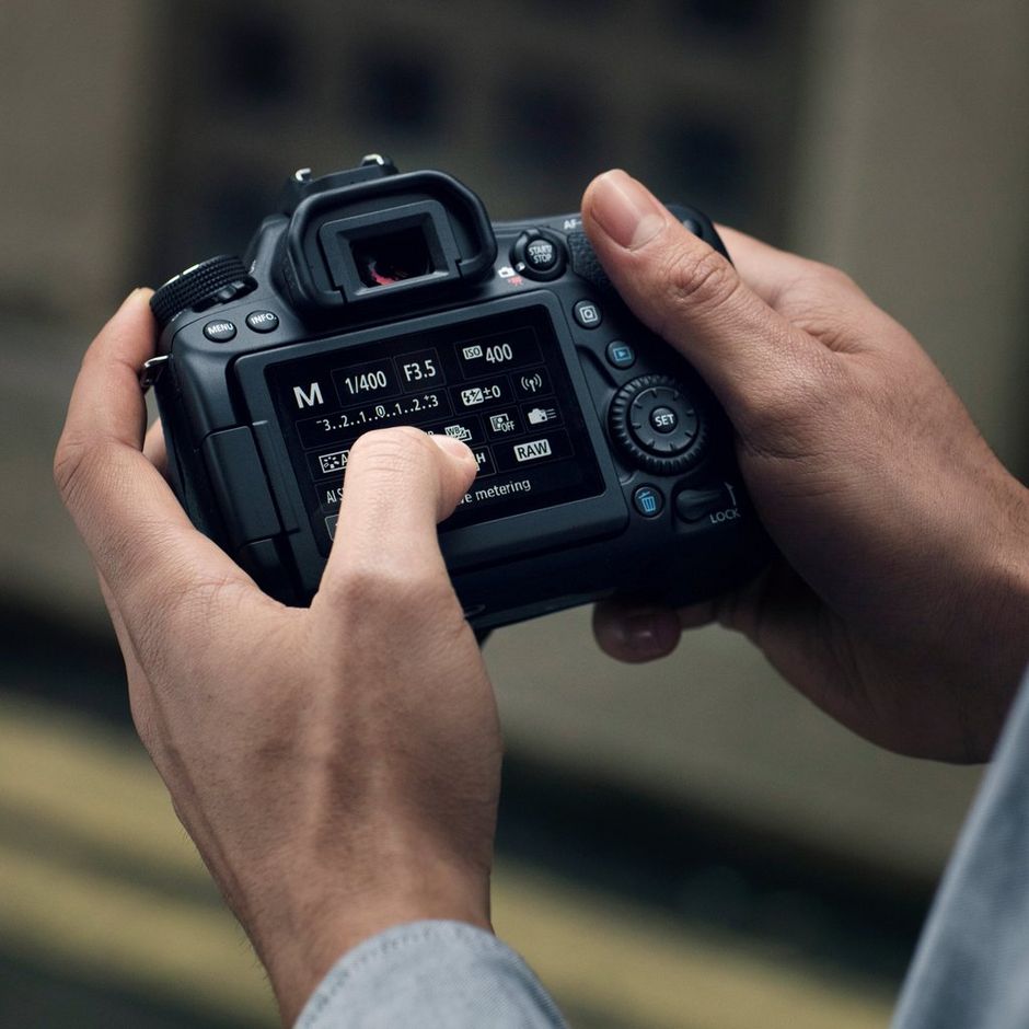 Buy Canon EOS 80D Body — Canon UK Store Buy Canon EOS 80D Body — Canon UK Store
