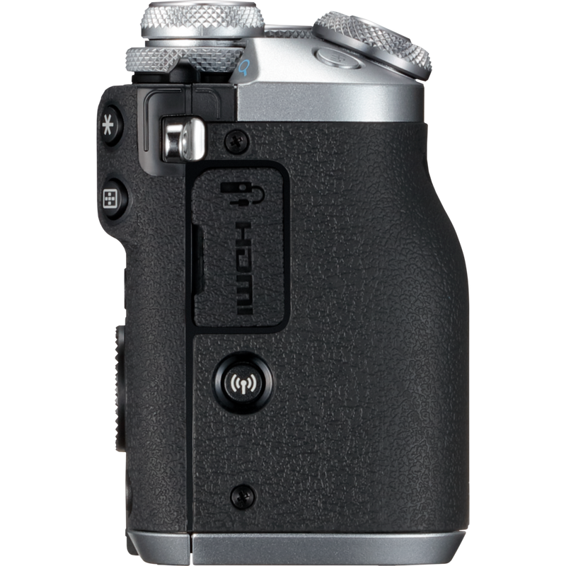 Canon EOS M6 Silver + EF-M 15-45mm IS STM Lens + EF-M 55-200mm IS STM Lens Graphite Product Right View