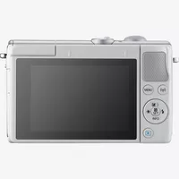 Canon EOS M100 blanca + objetivo EF-M 15-45mm f/3.5-6.3 IS STM plata Producto Vista posterior