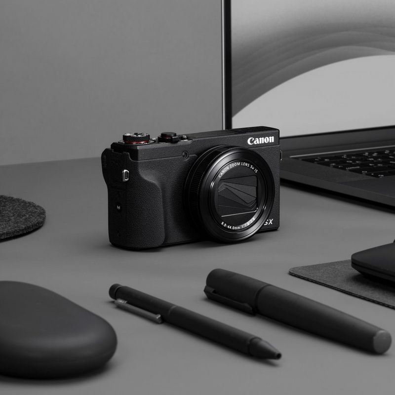 3070C011AA_PowerShot-G5-X-Mark-II_02