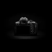 Canon EOS 850D + objectif EF-S 18-135mm f/3.5-5.6 IS USM Produits Vue arrière