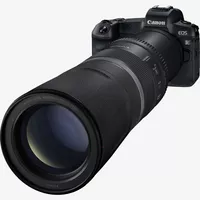 Canon RF 800mm F11 IS STM Lens Product Diagonal View of the Extended Lens with a Camera
