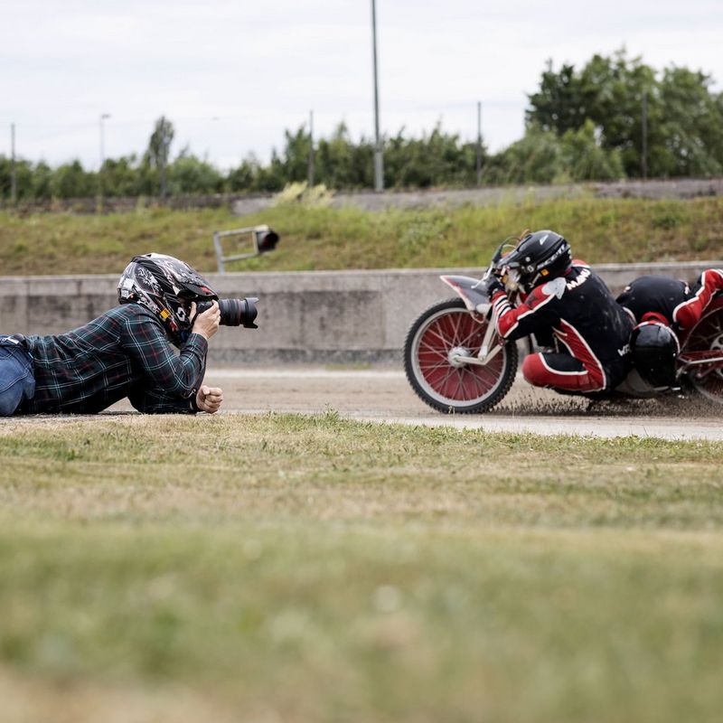 Canon EOS R6 Mirrorless Camera + RF 24-105mm F4-7.1 IS STM Lens Taking an Action Shot of a Moterbike