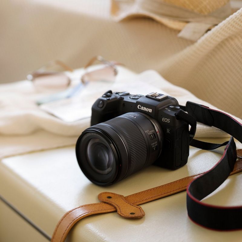 Kup Obiektyw Canon RF 24-105mm F4-7.1 IS STM — Canon Sklep