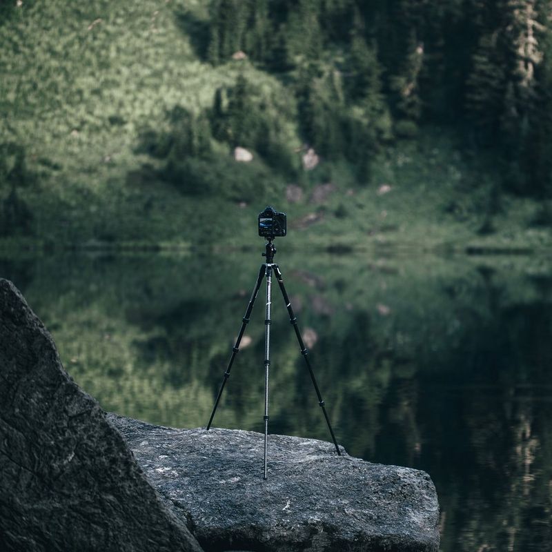 4230V162_Travel-Tripod_07