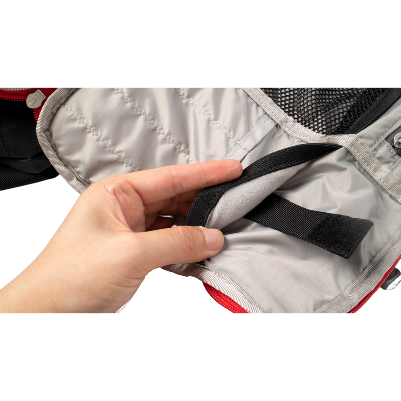 4546V324_Convertible-Backpack-14-inches-Black_15