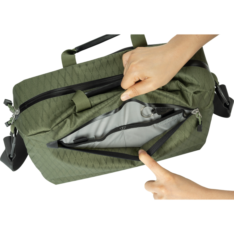 4546V331_Shoulder-Bag-14L-Green_03