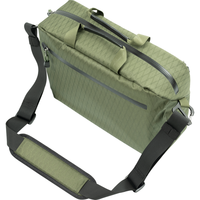 4546V331_Shoulder-Bag-14L-Green_04