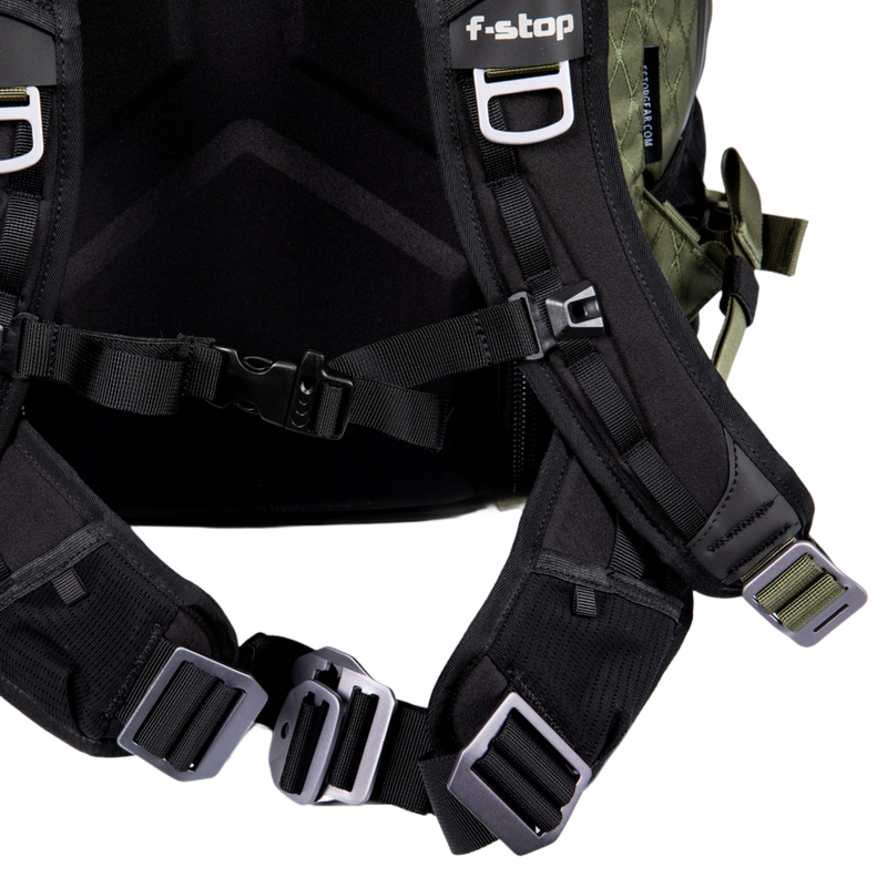 4549V066_Ajna-Backpack-Green_12