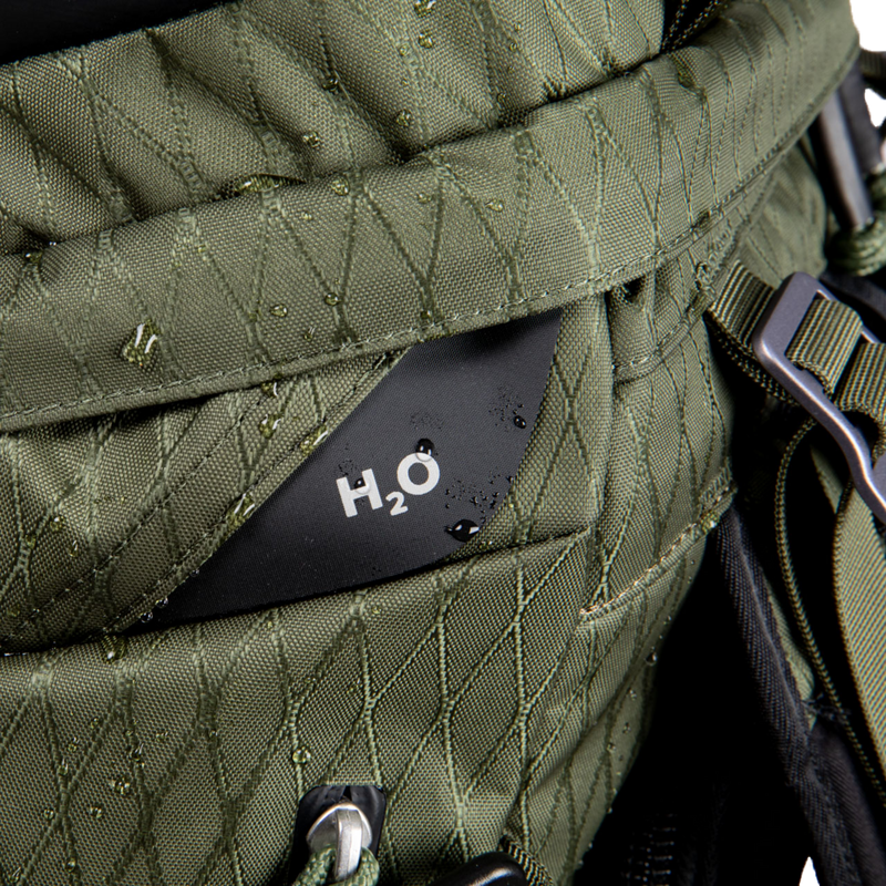 4549V066_Ajna-Backpack-Green_17