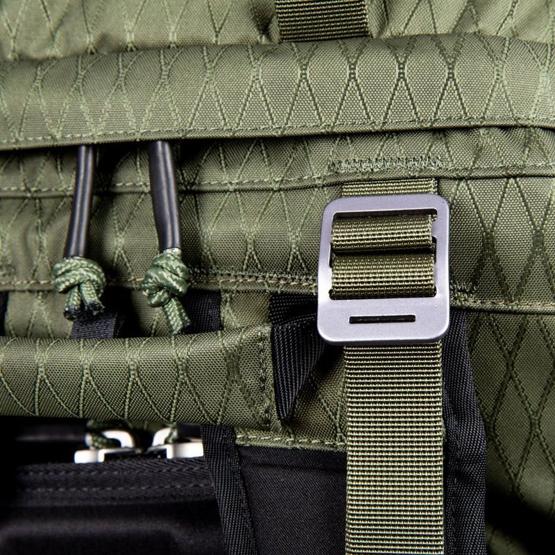 4549V066_Ajna-Backpack-Green_21