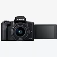 Appareil photo hybride Canon EOS M50 Mark II noir + objectif EF-M 15-45mm f/3.5-6.3 IS STM graphite Produits Vue avant avec l'écran orientable déployé
