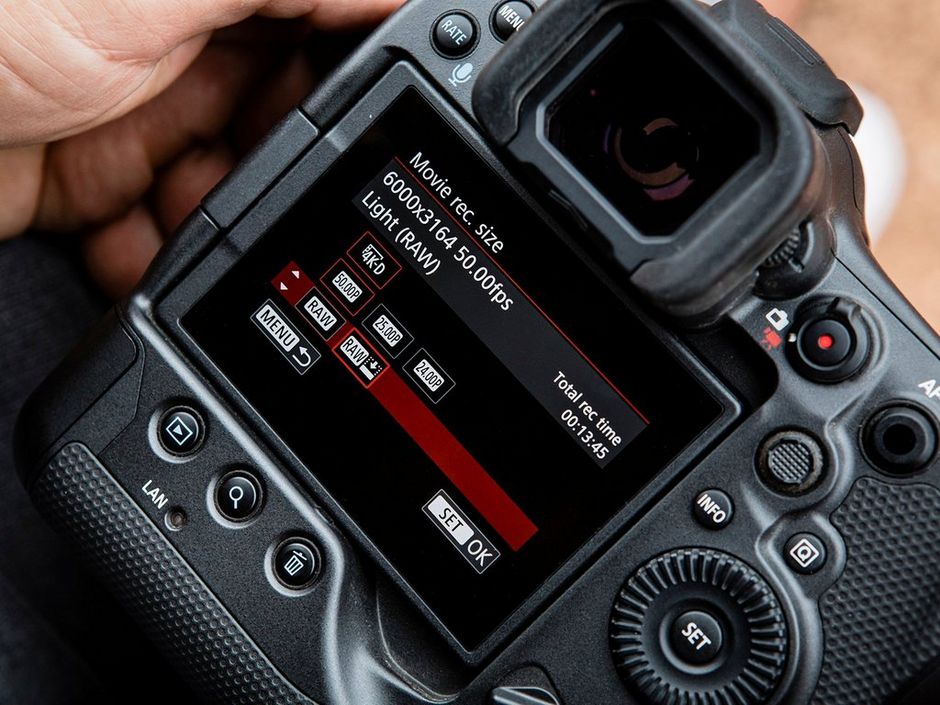 Buy Canon EOS R3 Mirrorless Camera Body — Canon UK Store Buy Canon EOS R3 Mirrorless Camera Body — Canon UK Store