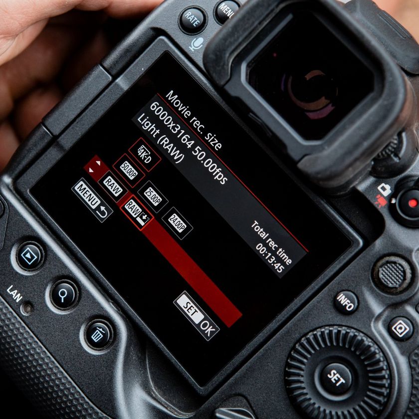 Buy Canon EOS R3 Mirrorless Camera Body in Wi-Fi Cameras Buy Canon EOS R3 Mirrorless Camera Body in Wi-Fi Cameras