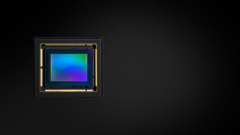 1.0-type CMOS sensor