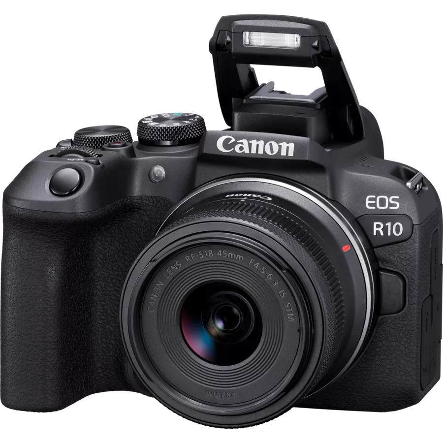 canon-eos-r10-spiegellose-kamera-rf-s-18-45mm-f4-5-6-3-is-stm-objektiv-rucksack-sd-karte-ersatzakku-produkt-vorderansicht-mit-ausgeklapptem-blitz