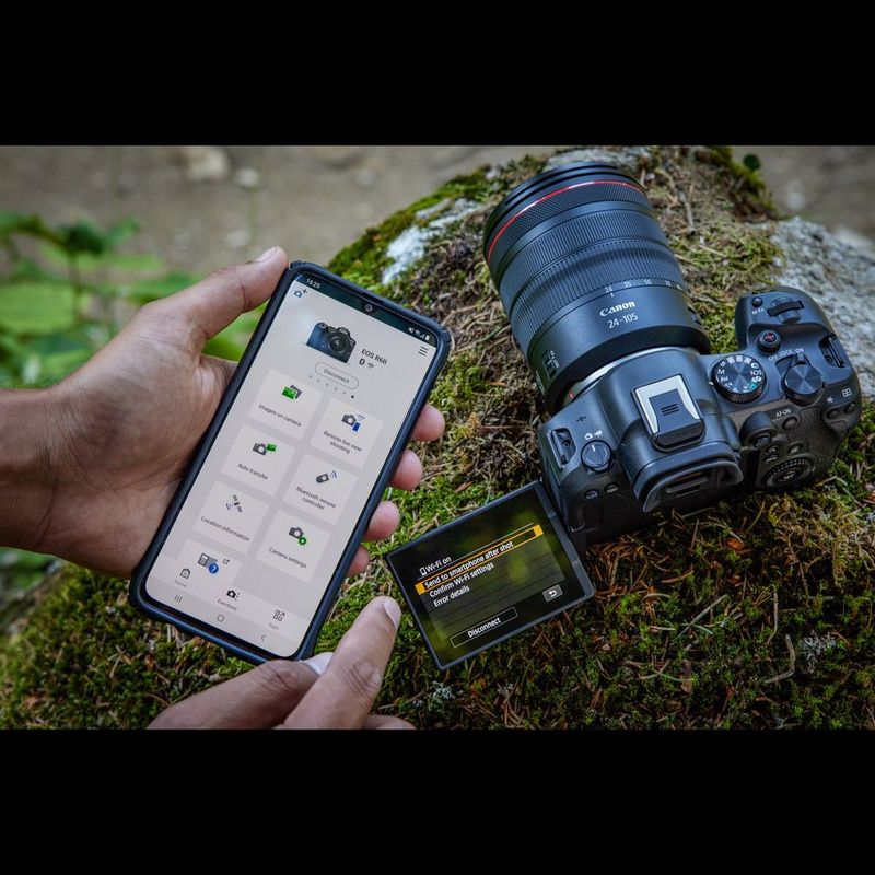 Canon EOS R6 Mark II Mirrorless Camera Lifestyle photo of canon app connected to a camera