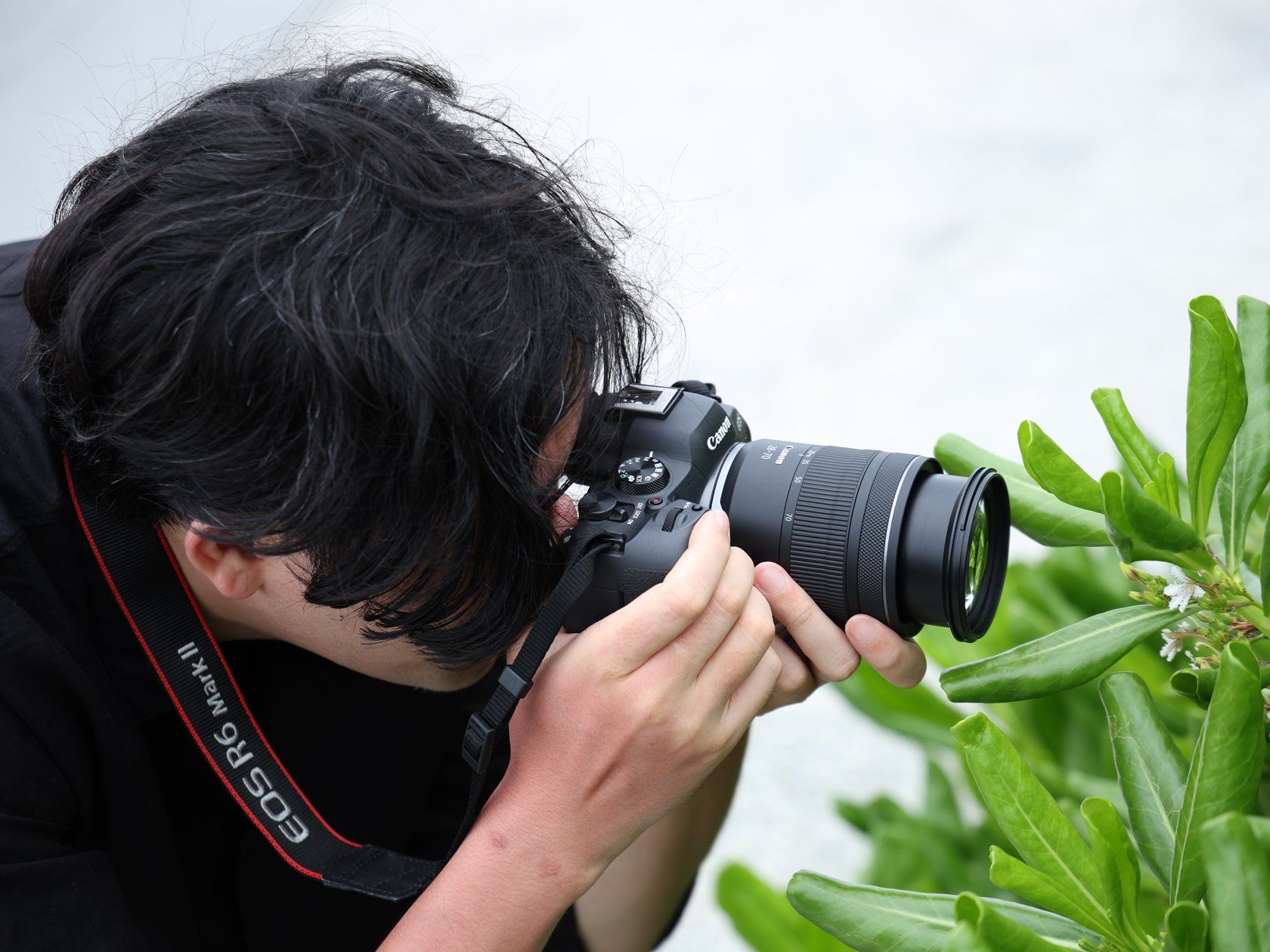 6535C005AA_RF-28-70mm-F2.8-IS-STM_RI_02
