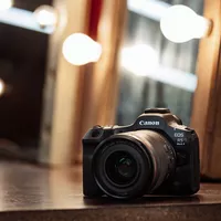 Korpus aparatu bezlusterkowego Canon EOS R5 Mark II Aparat na toaletce