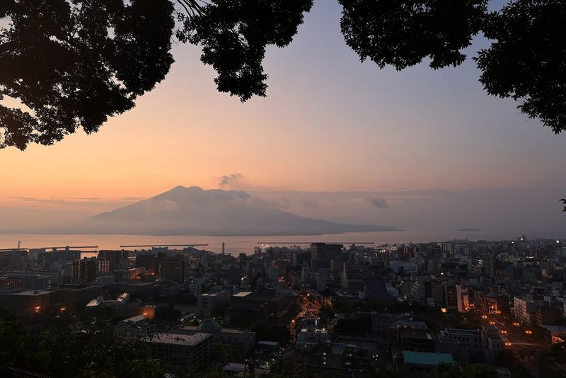 6907C005_RF-24mm-F1.4L-VCM_01