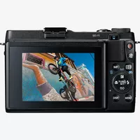 Canon PowerShot G1 X Mark II Premium Kit Product back view with photo on the screen
