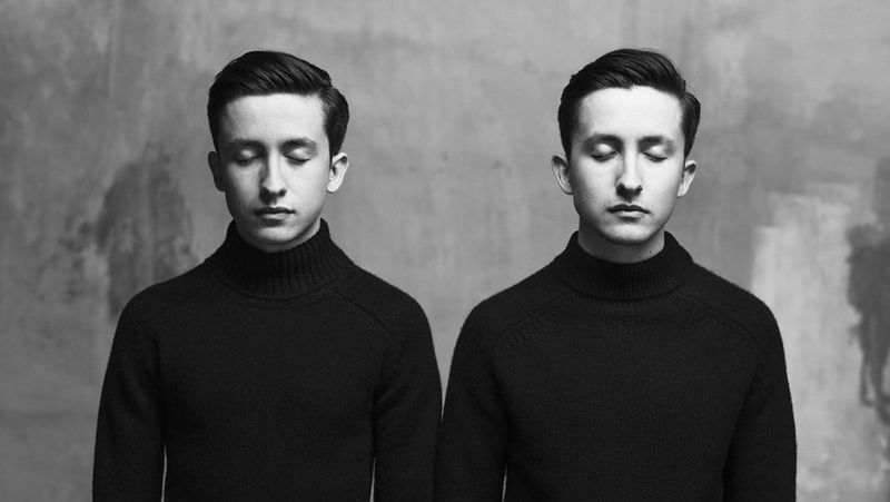 Кристиан лиз. Кристиан лис. Кристиан лиз йонах лиз. Кристиан лиз. Кристиан и джона лис.