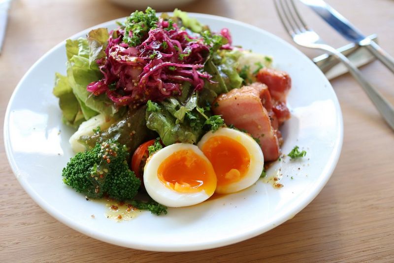 EOS-M200 CINC SAMPLE EF-M 22MM