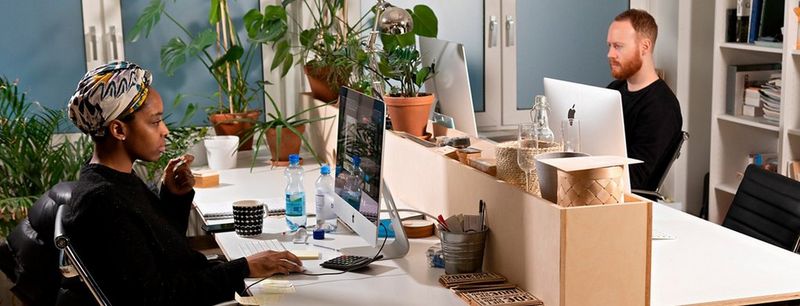 Laser transit picture