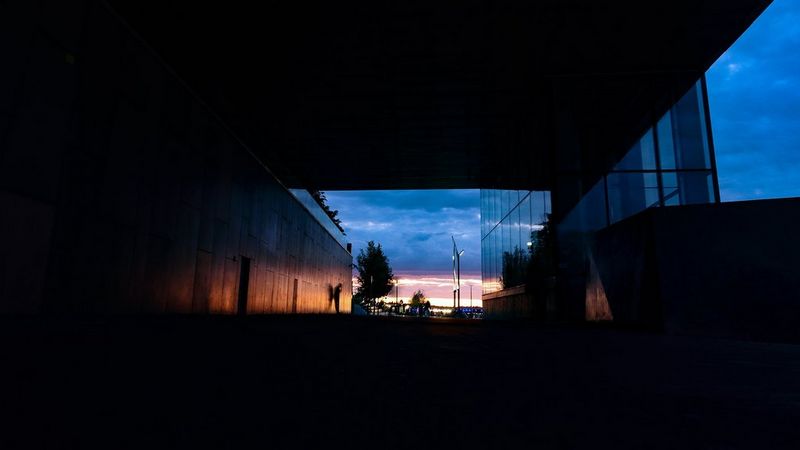 EOS M6 Mark II sample silhouette sunset